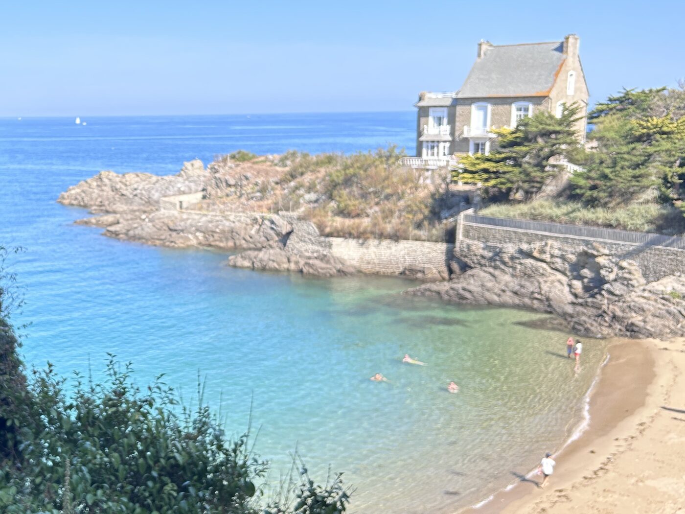 Crique de la côte malouine
